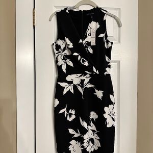 New with Tags - White House Black Market Dress - Sz 00